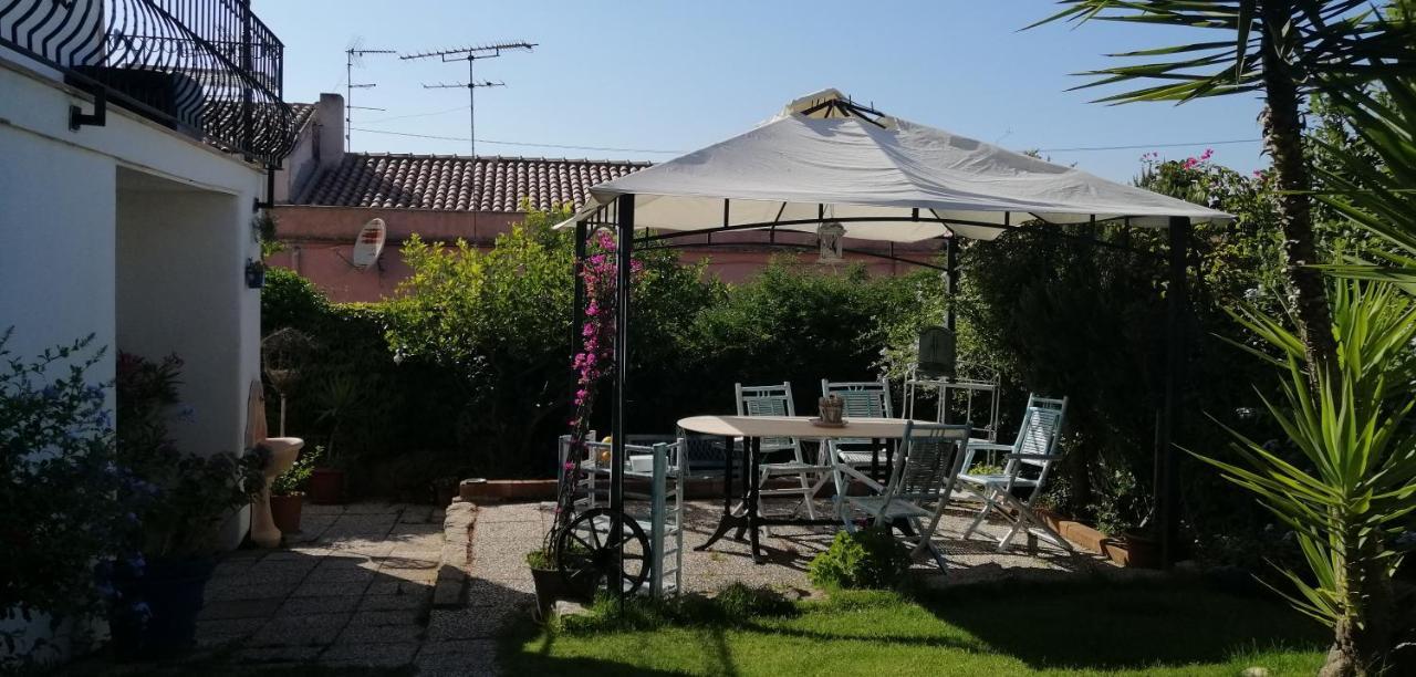 La Porta Sulla Costa Bed & Breakfast San Pantaleo Exterior photo
