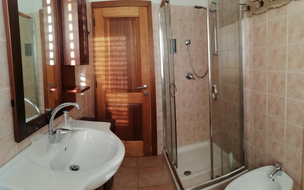La Porta Sulla Costa Bed & Breakfast San Pantaleo Exterior photo