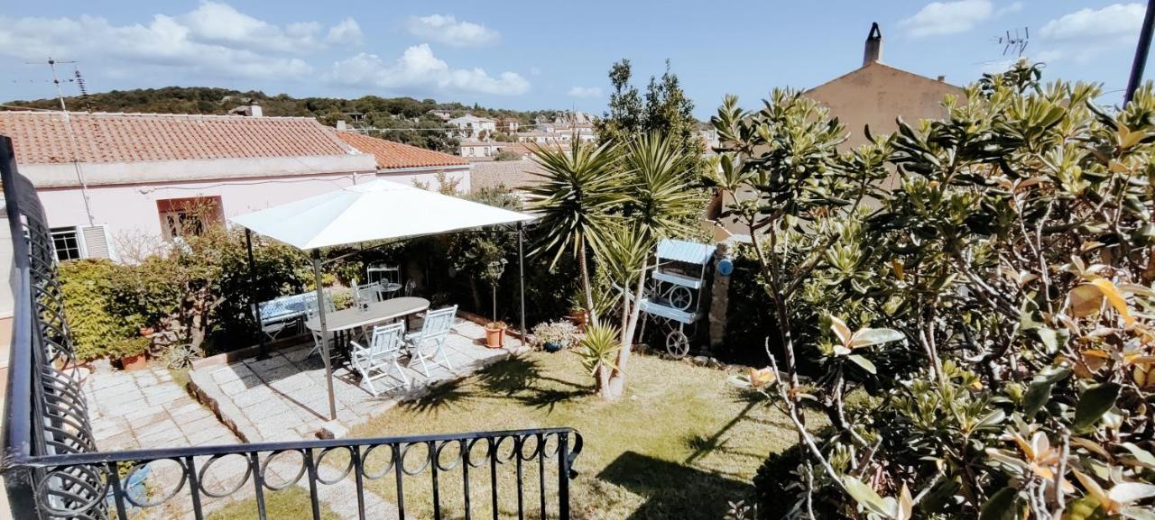 La Porta Sulla Costa Bed & Breakfast San Pantaleo Exterior photo
