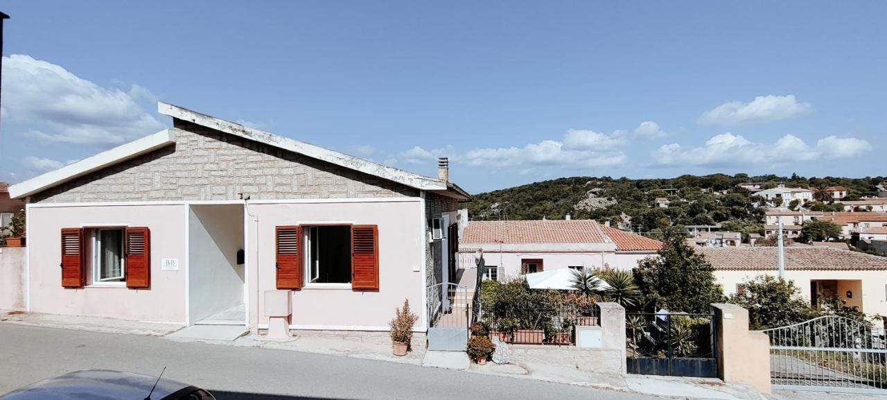 La Porta Sulla Costa Bed & Breakfast San Pantaleo Exterior photo