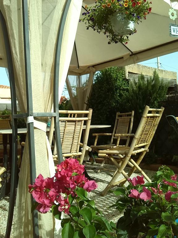 La Porta Sulla Costa Bed & Breakfast San Pantaleo Exterior photo