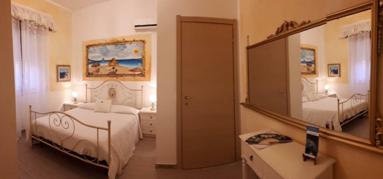 La Porta Sulla Costa Bed & Breakfast San Pantaleo Exterior photo